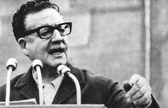 Ghezzi: “Il sogno di Salvador Allende”